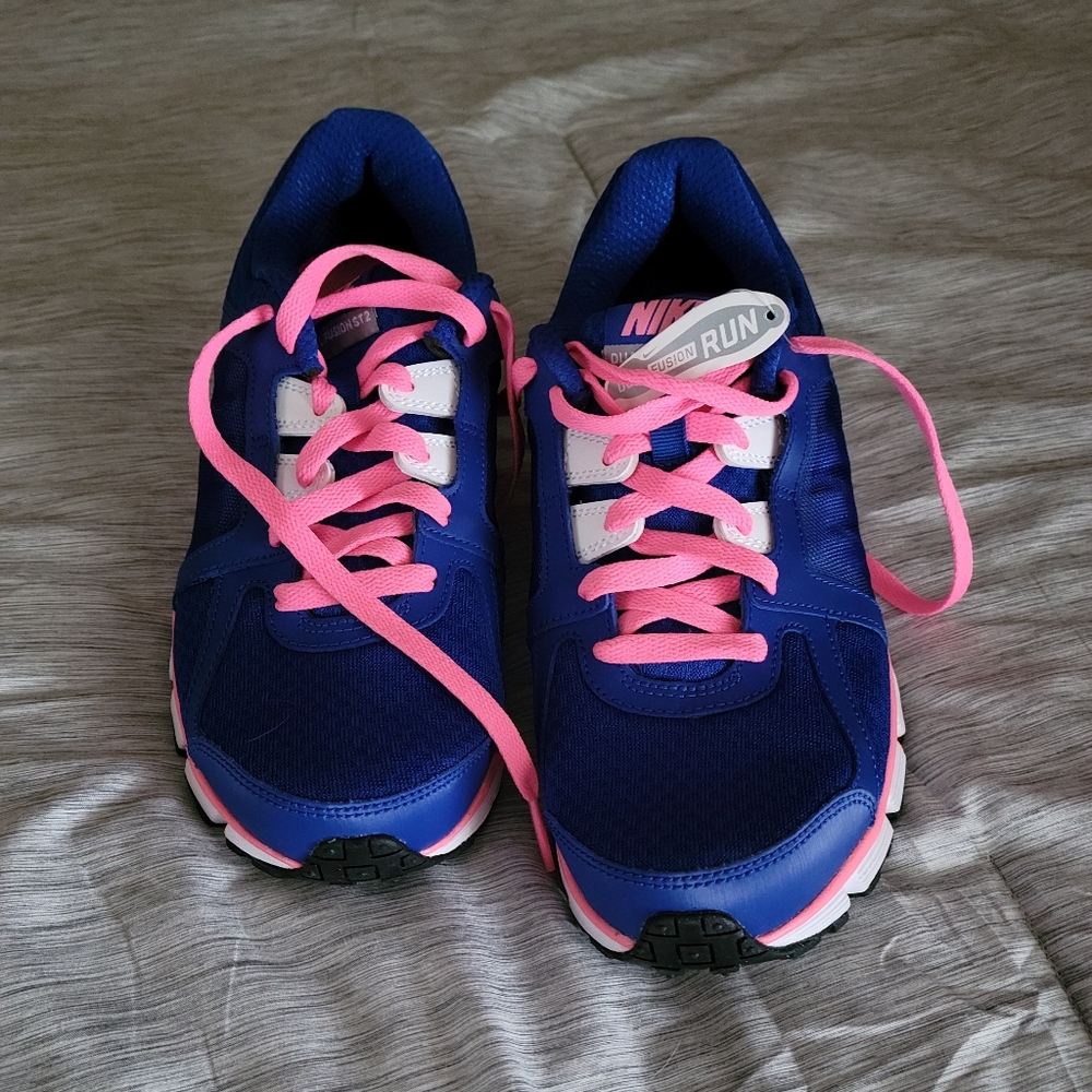 Women's Nike dual fusion